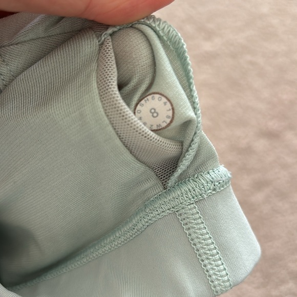 Lululemon Energy Bra - Picture 3 of 3